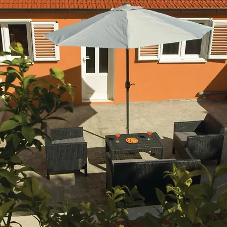 Two-bedroom In Zavalatica
